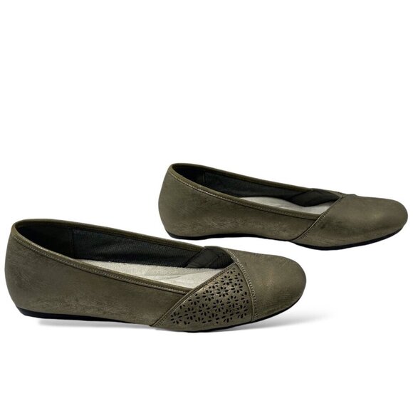 Easy Street Ballet Flats Womens Size 10M Pewter Vegan Leather Cut-Out Slip On - Picture 3 of 9